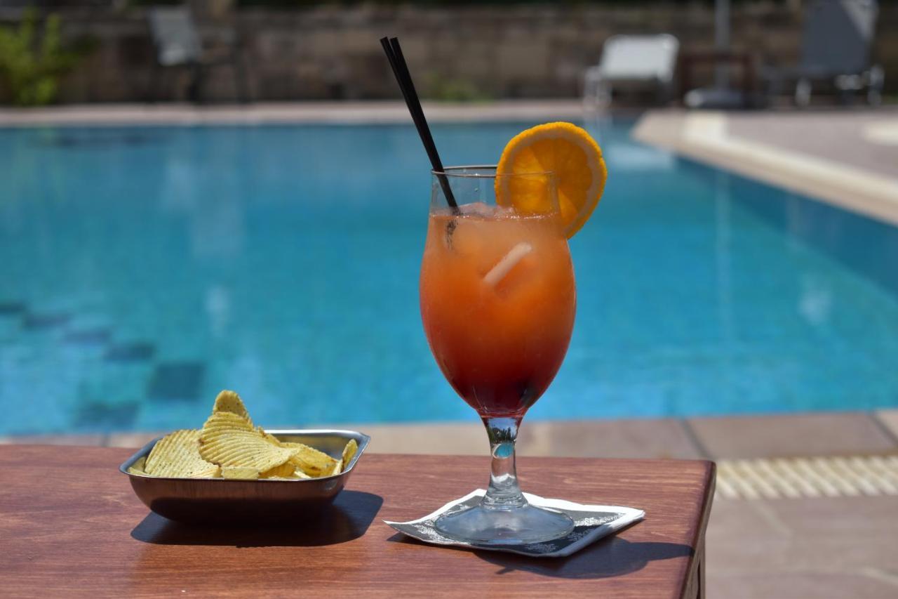 Dimitris Villa Hotel มาตาลา ภายนอก รูปภาพ