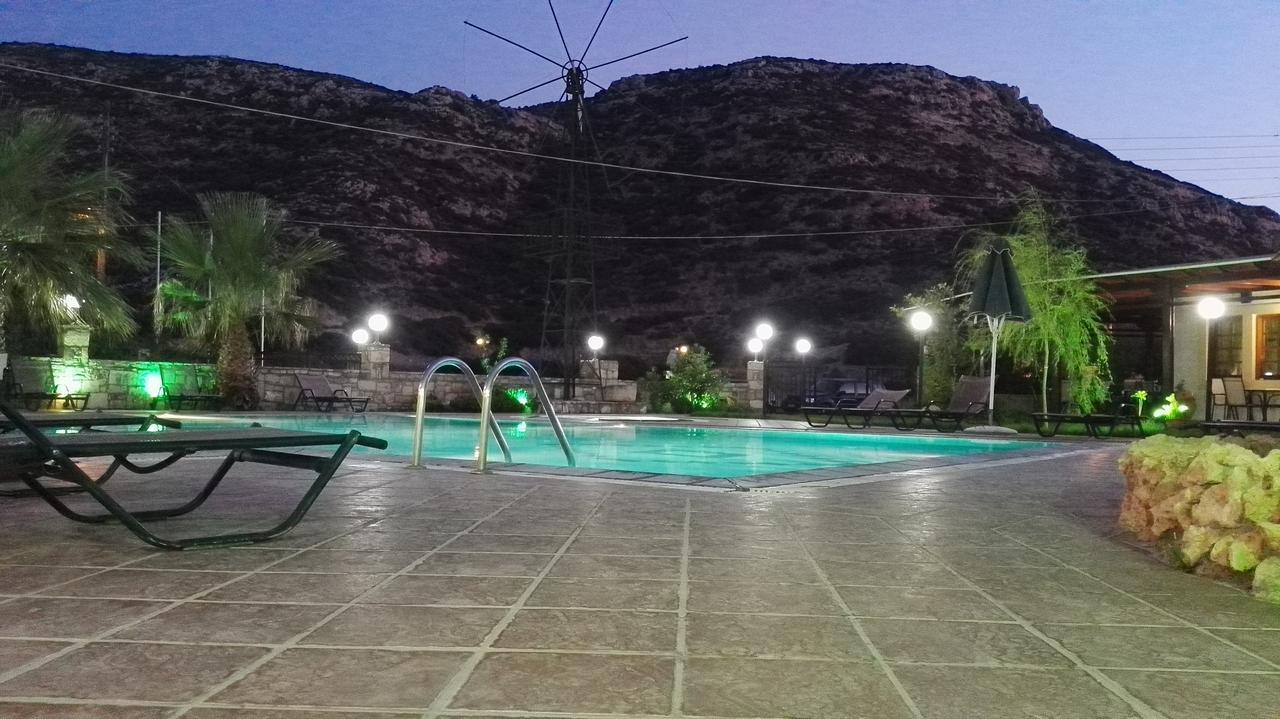 Dimitris Villa Hotel มาตาลา ภายนอก รูปภาพ