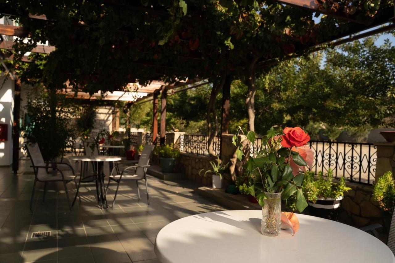 Dimitris Villa Hotel มาตาลา ภายนอก รูปภาพ