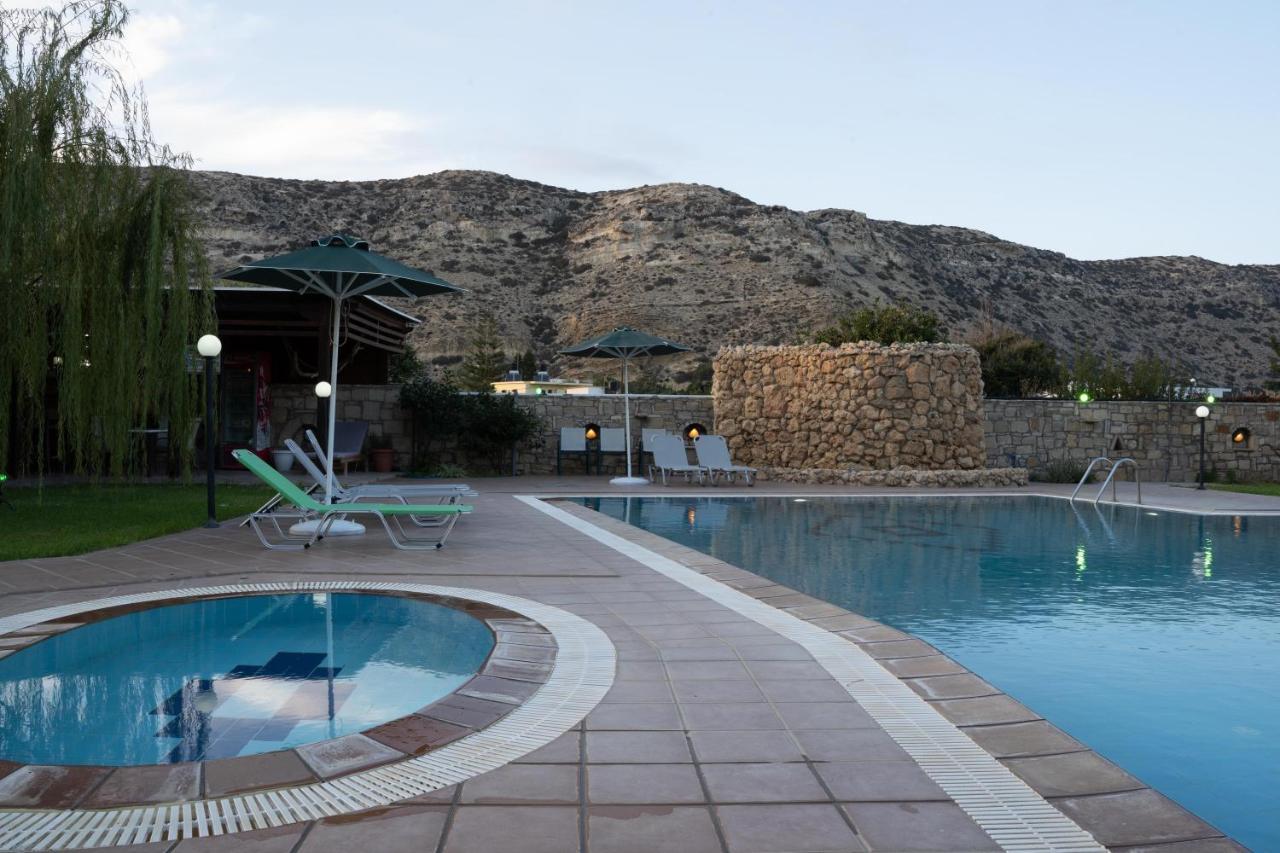 Dimitris Villa Hotel มาตาลา ภายนอก รูปภาพ