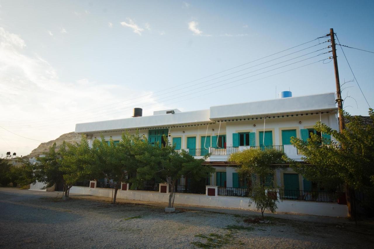 Dimitris Villa Hotel มาตาลา ภายนอก รูปภาพ