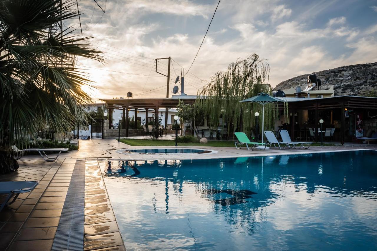 Dimitris Villa Hotel มาตาลา ภายนอก รูปภาพ